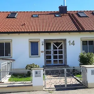  Apartment Helle Souterrainwohnung Nähe Flughafen, Landshut Und München 1 Bis 5 Personen Deutschland